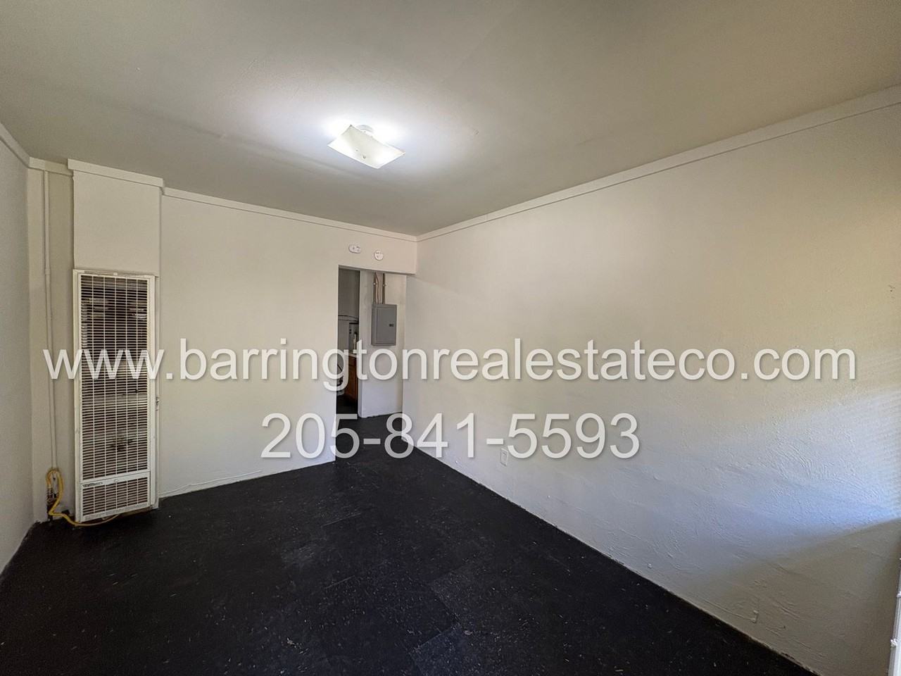 341 Iota Ave S #E - Photo 2 of 6