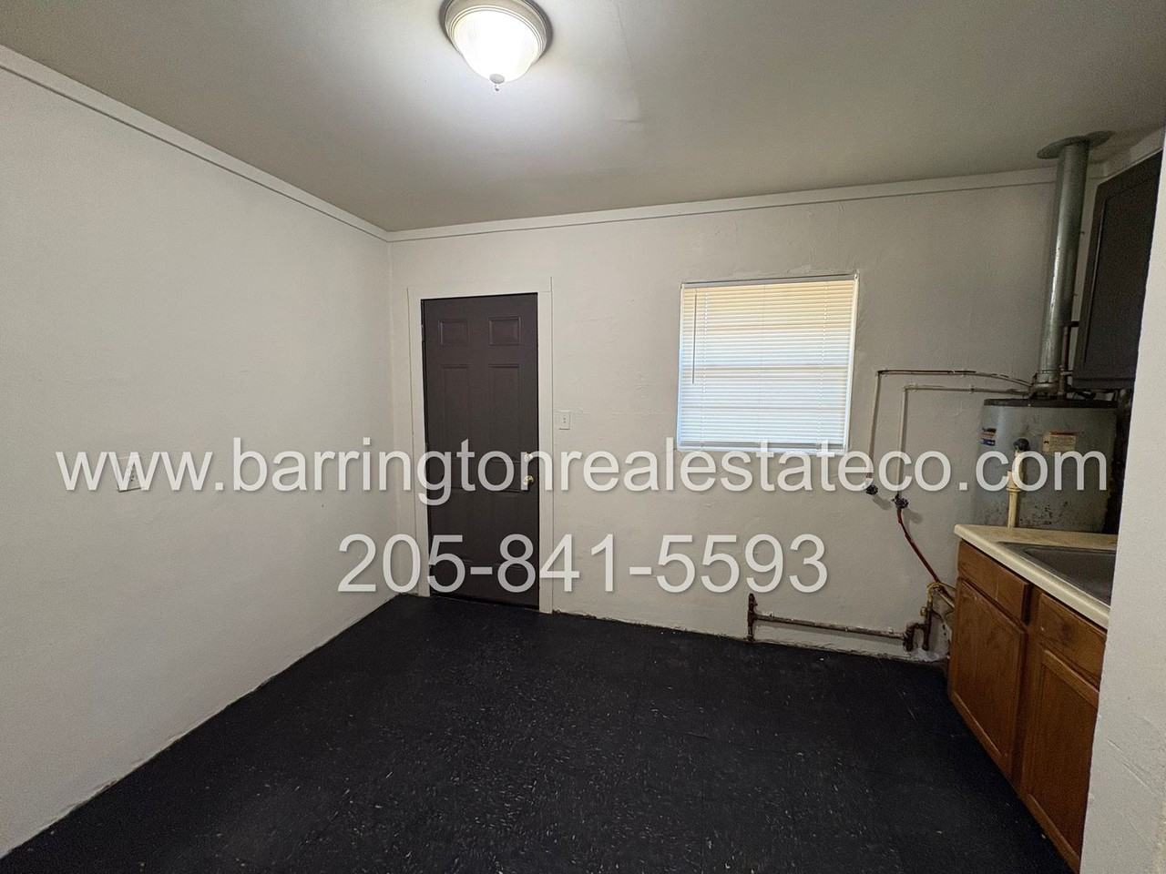 341 Iota Ave S #E - Photo 3 of 6