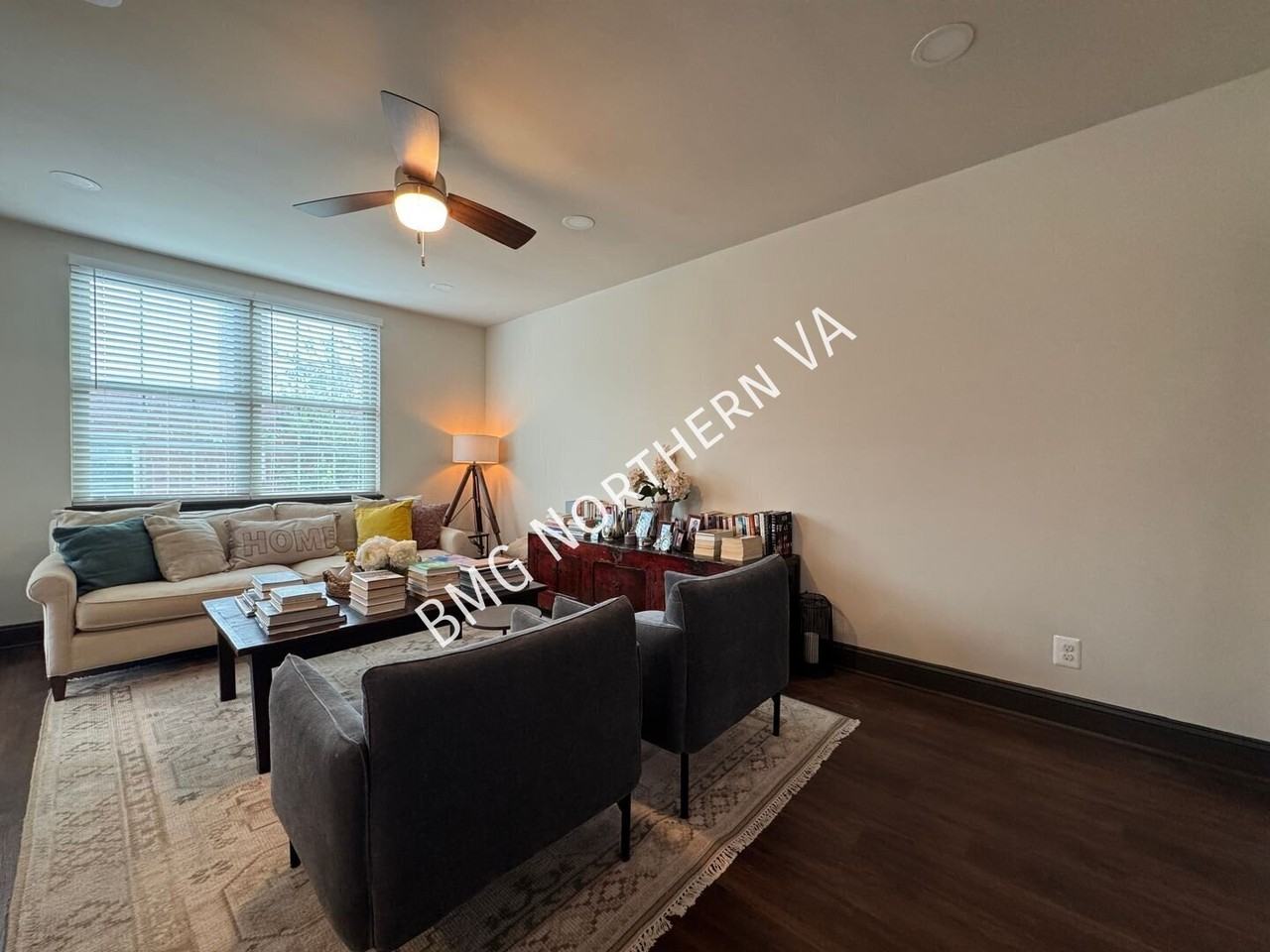 939 Longfellow St Nw #311 - Photo 2 of 28