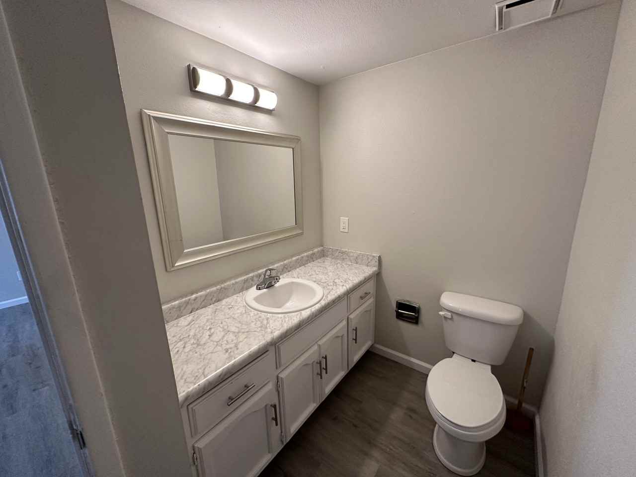 833 S Avenue A #12 - Photo 7 of 10