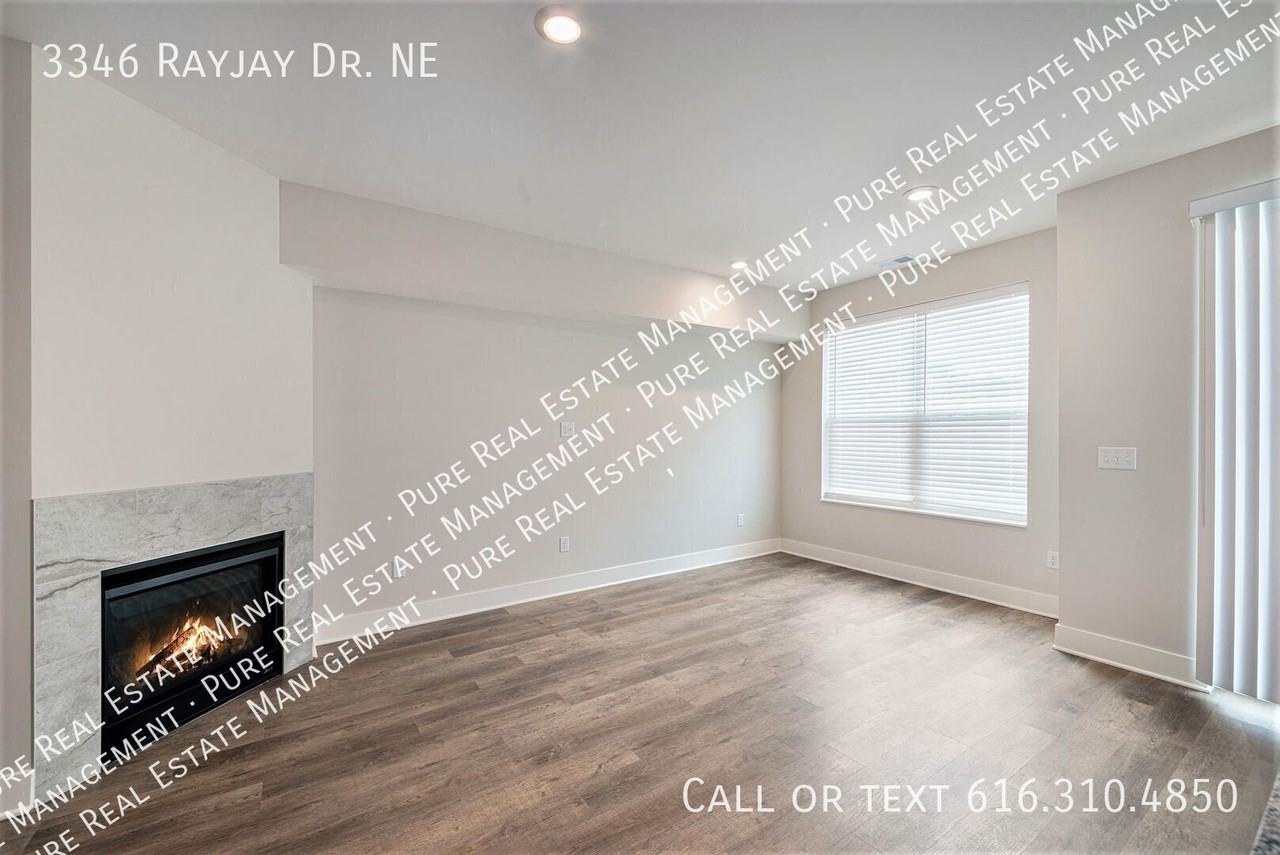 3346 Rayjay Dr Ne - Photo 4 of 20