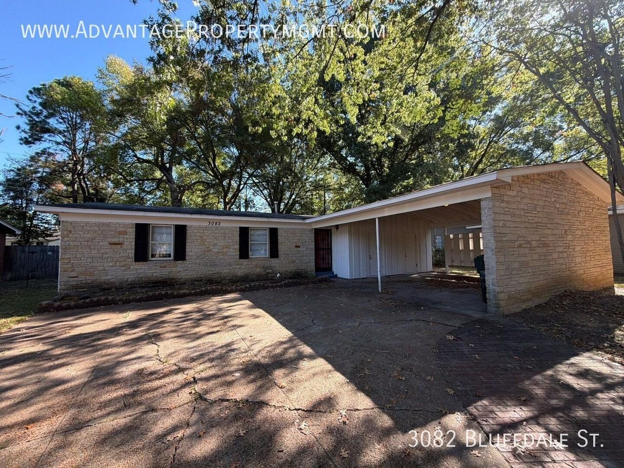 3082 Bluffdale St - Photo 2 of 18
