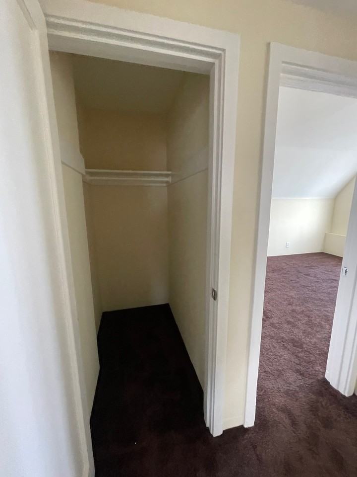 1746 10th Ave - Photo 5 of 14