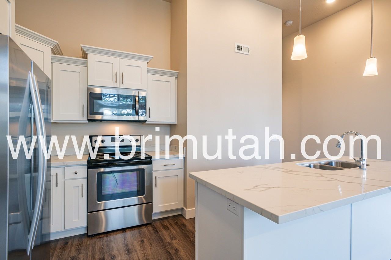 4645 S. Locust Ln. - Photo 2 of 27