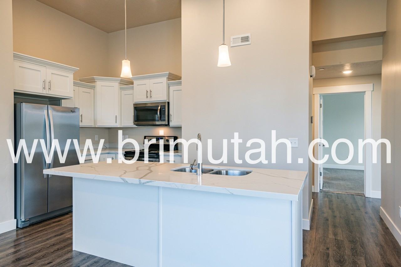 4645 S. Locust Ln. - Photo 3 of 27