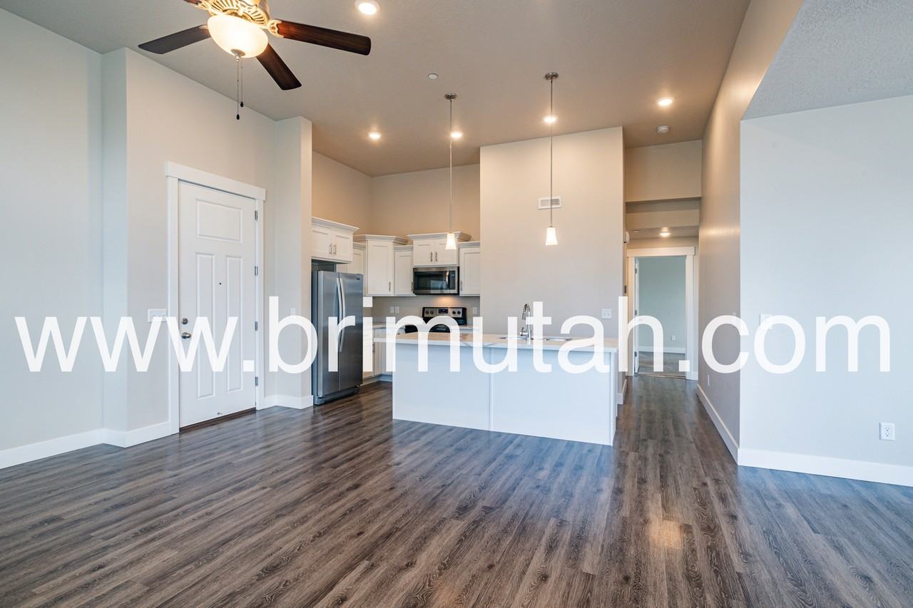 4645 S. Locust Ln. - Photo 6 of 27