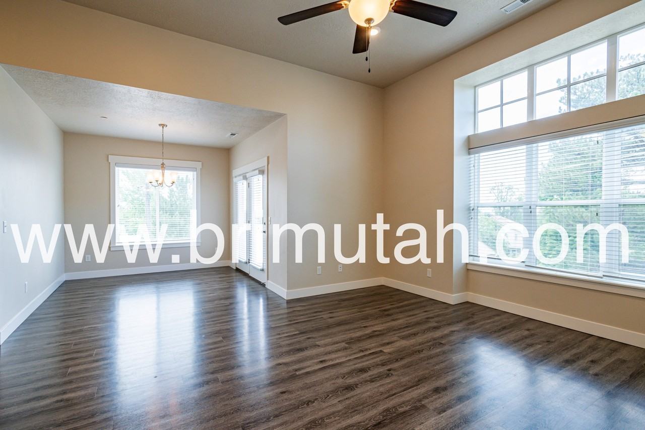 4645 S. Locust Ln. - Photo 7 of 27