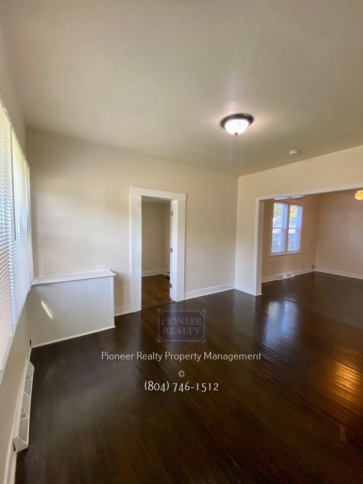 113 N Elm Ave #1 - Photo 3 of 44
