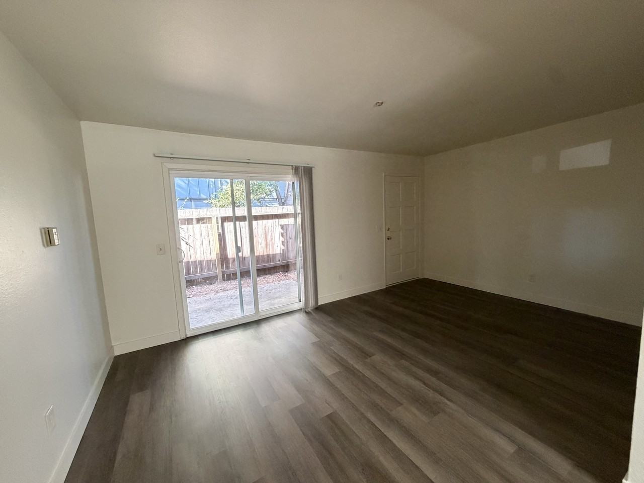 853 Sonoma Avenue - Photo 4 of 13