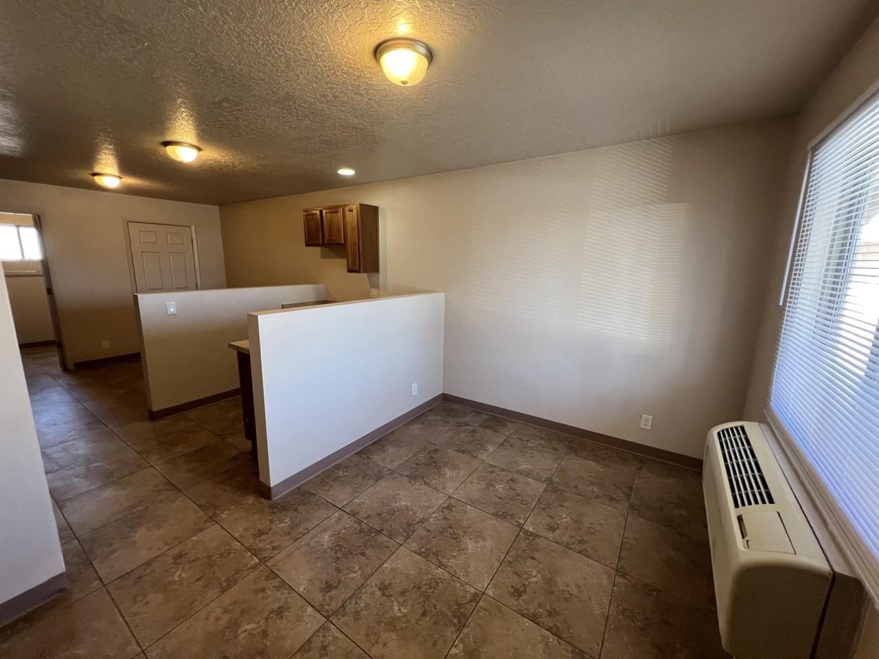 The Sands Apartments - Photo 2 of 9