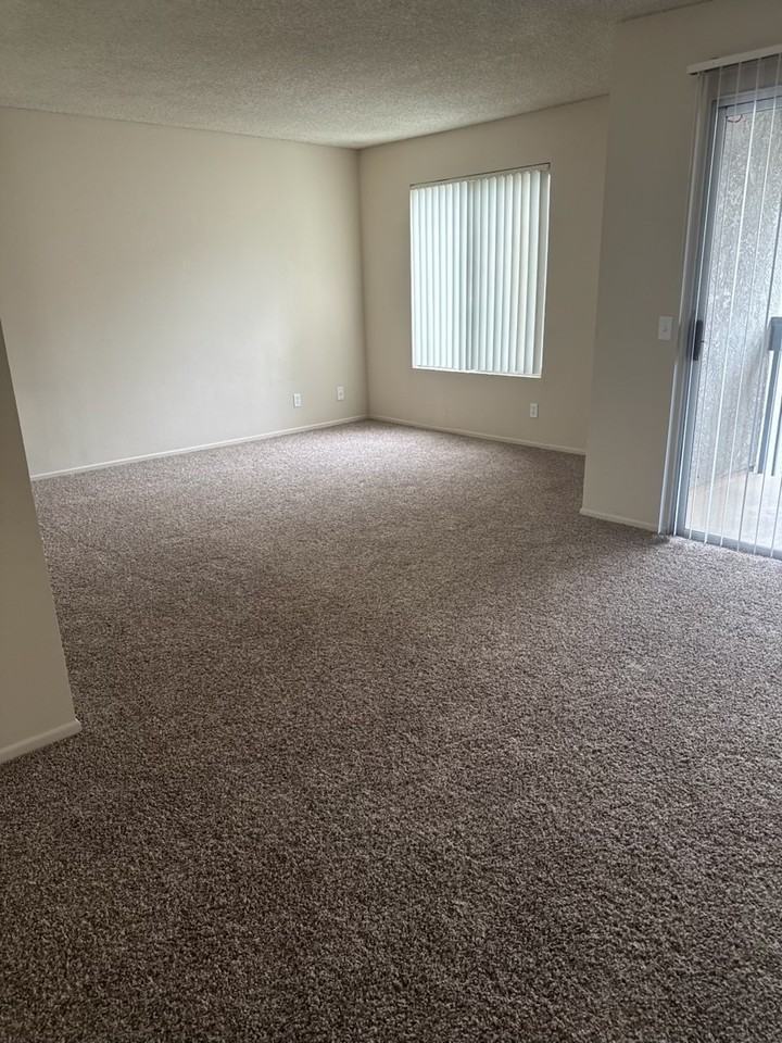 Shadow Mountain - Photo 2 of 10
