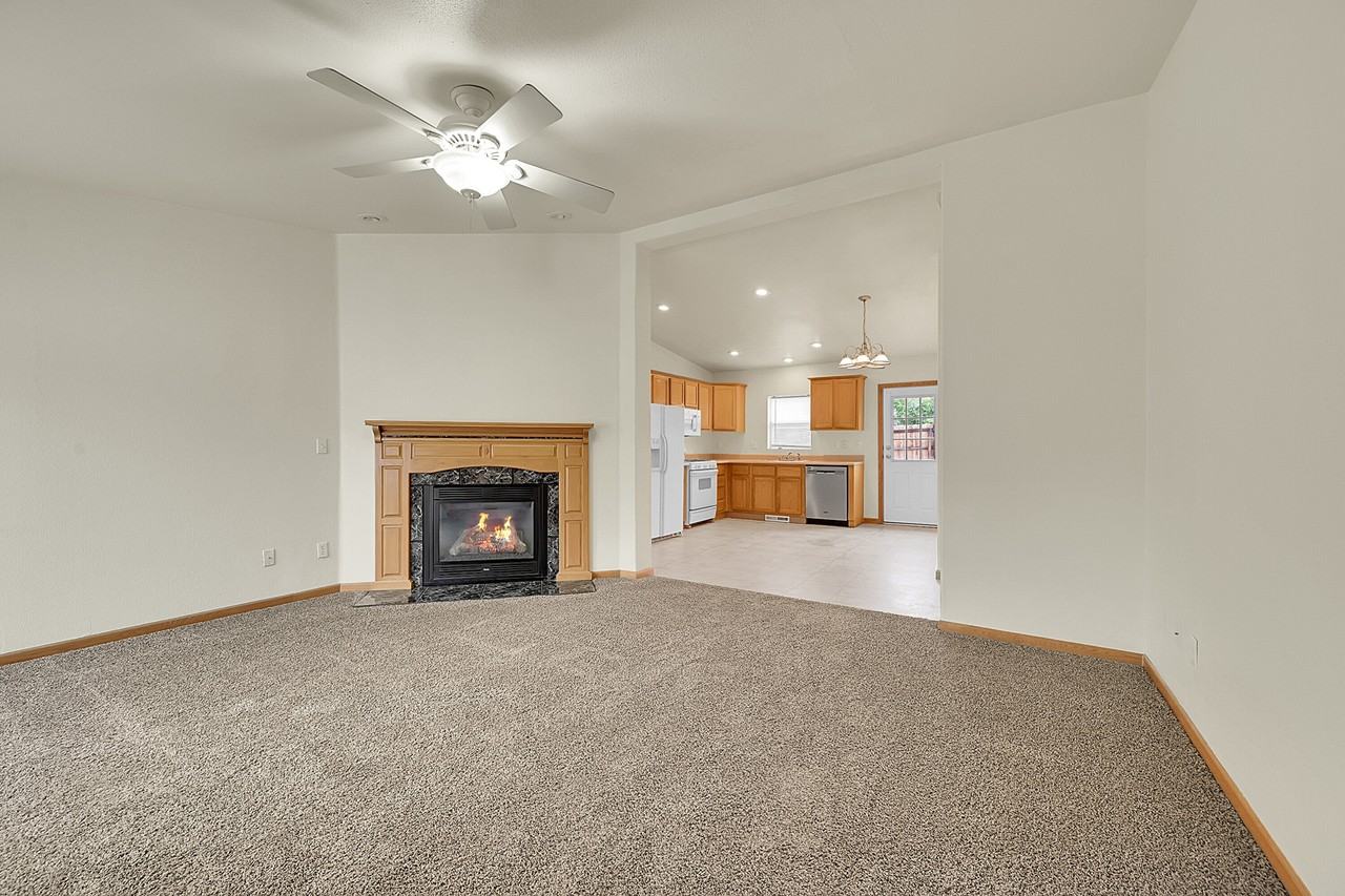 2493 Carriage Dr #1 - Photo 3 of 19
