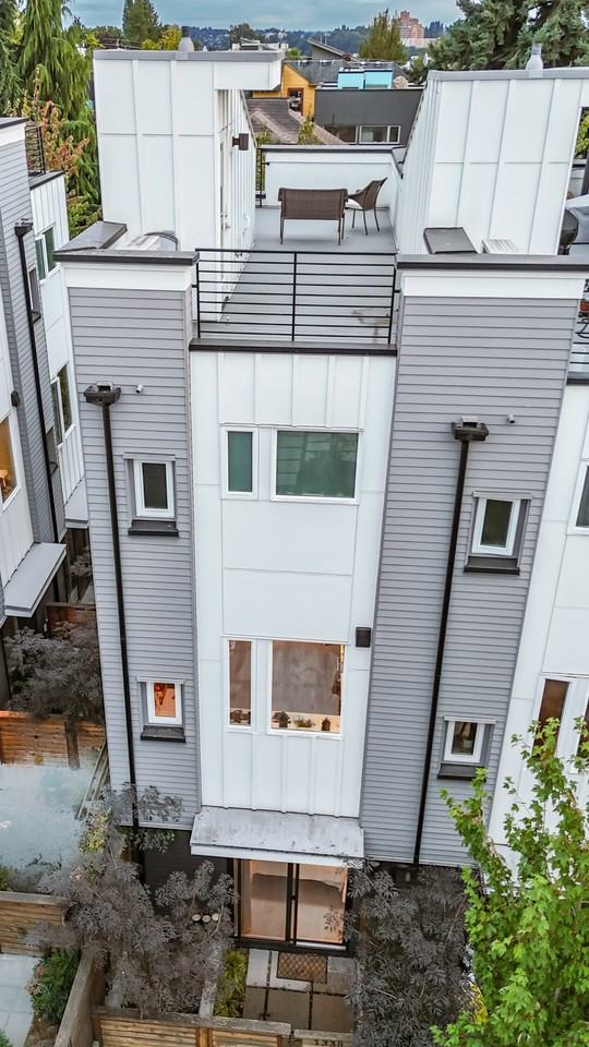 1338 E Spring St #1 - Photo 2 of 16