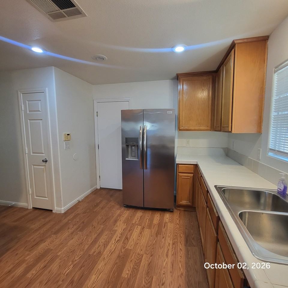 560 Playa Linda Pl #1 - Photo 2 of 17