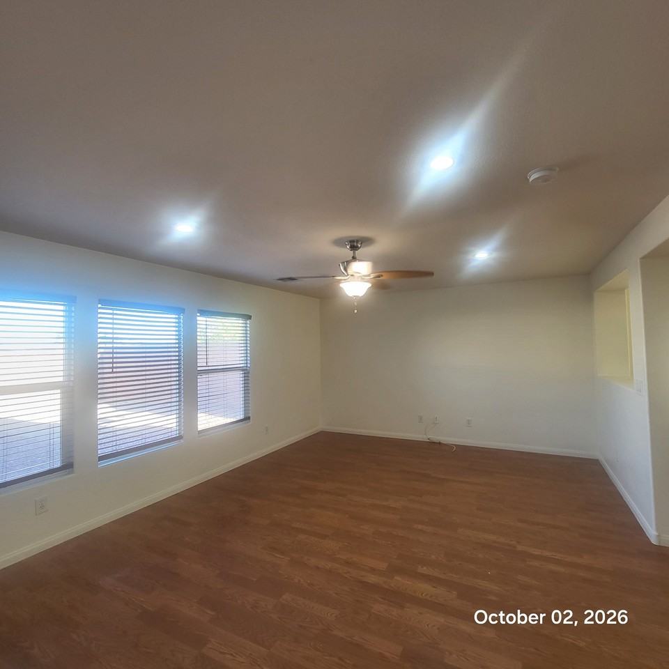 560 Playa Linda Pl #1 - Photo 4 of 17