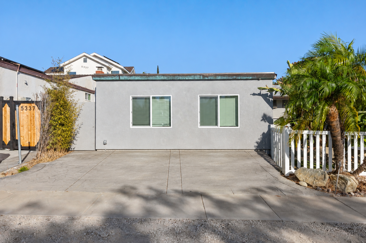 5329 Saxon St #5329 - Photo 3 of 13