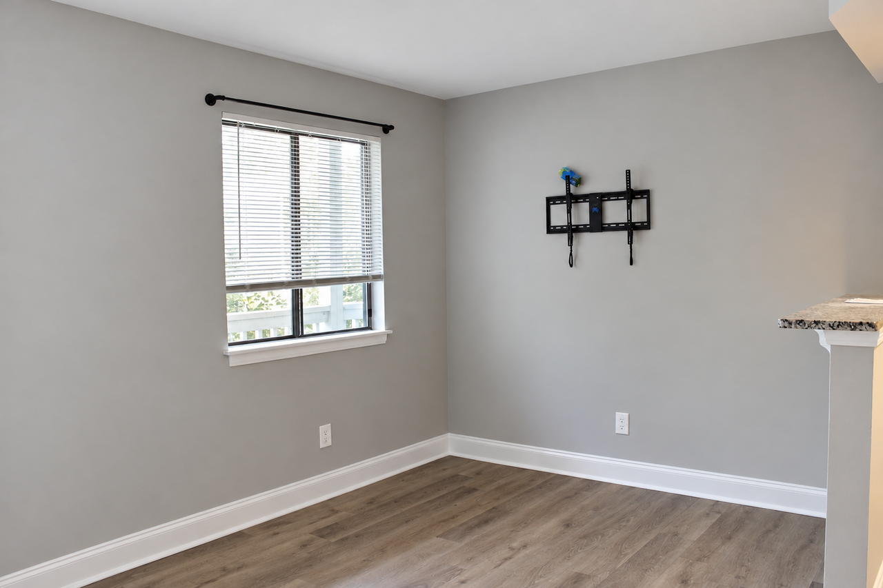 4750 Seahawk Court A-10 - Photo 2 of 8