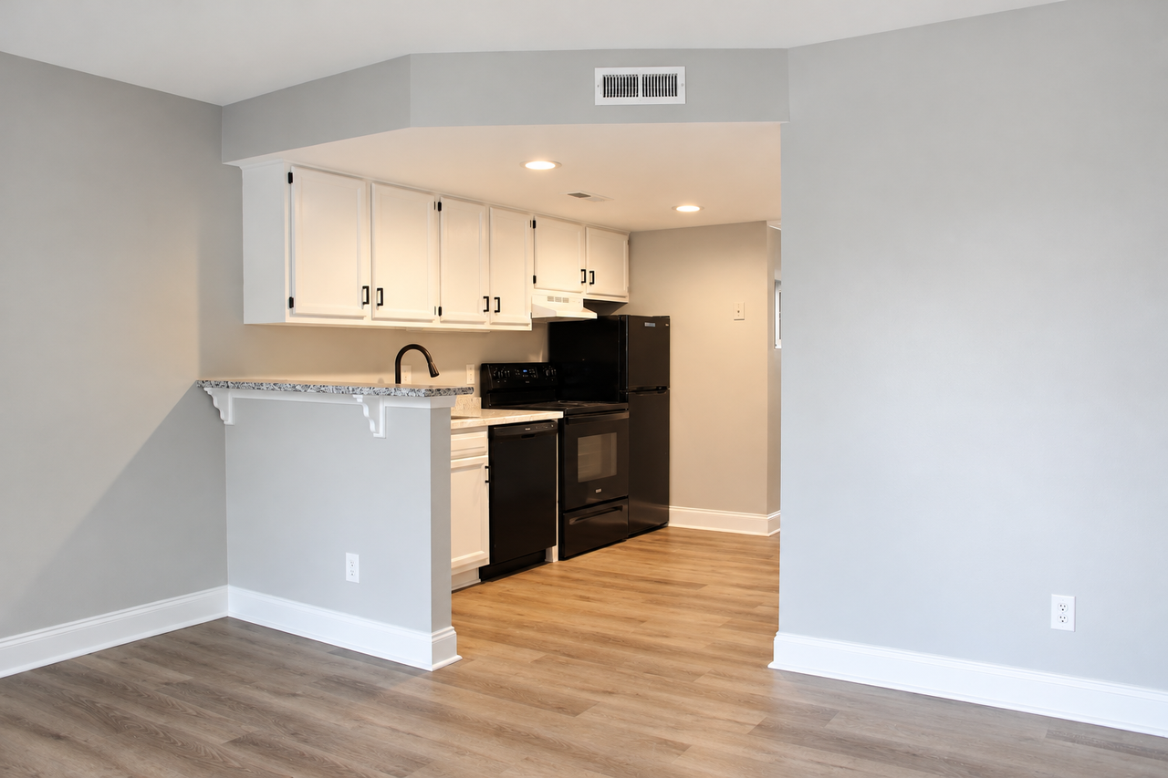 4750 Seahawk Court A-10 - Photo 3 of 8