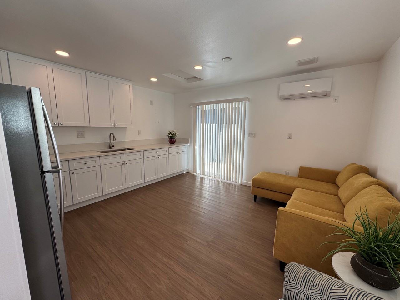 6616 7/8 S Main St #6616-78 - Photo 2 of 8