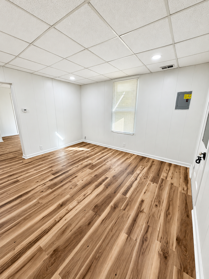 1020 Pearl St #1 - Photo 4 of 25