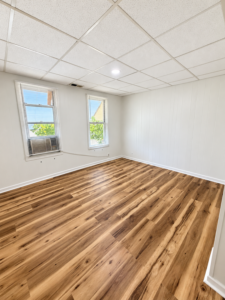 1020 Pearl St #1 - Photo 5 of 25