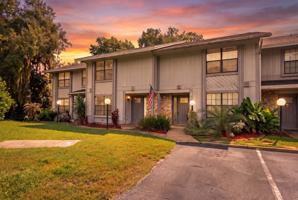 featured image of 23 Oakwood Park #1