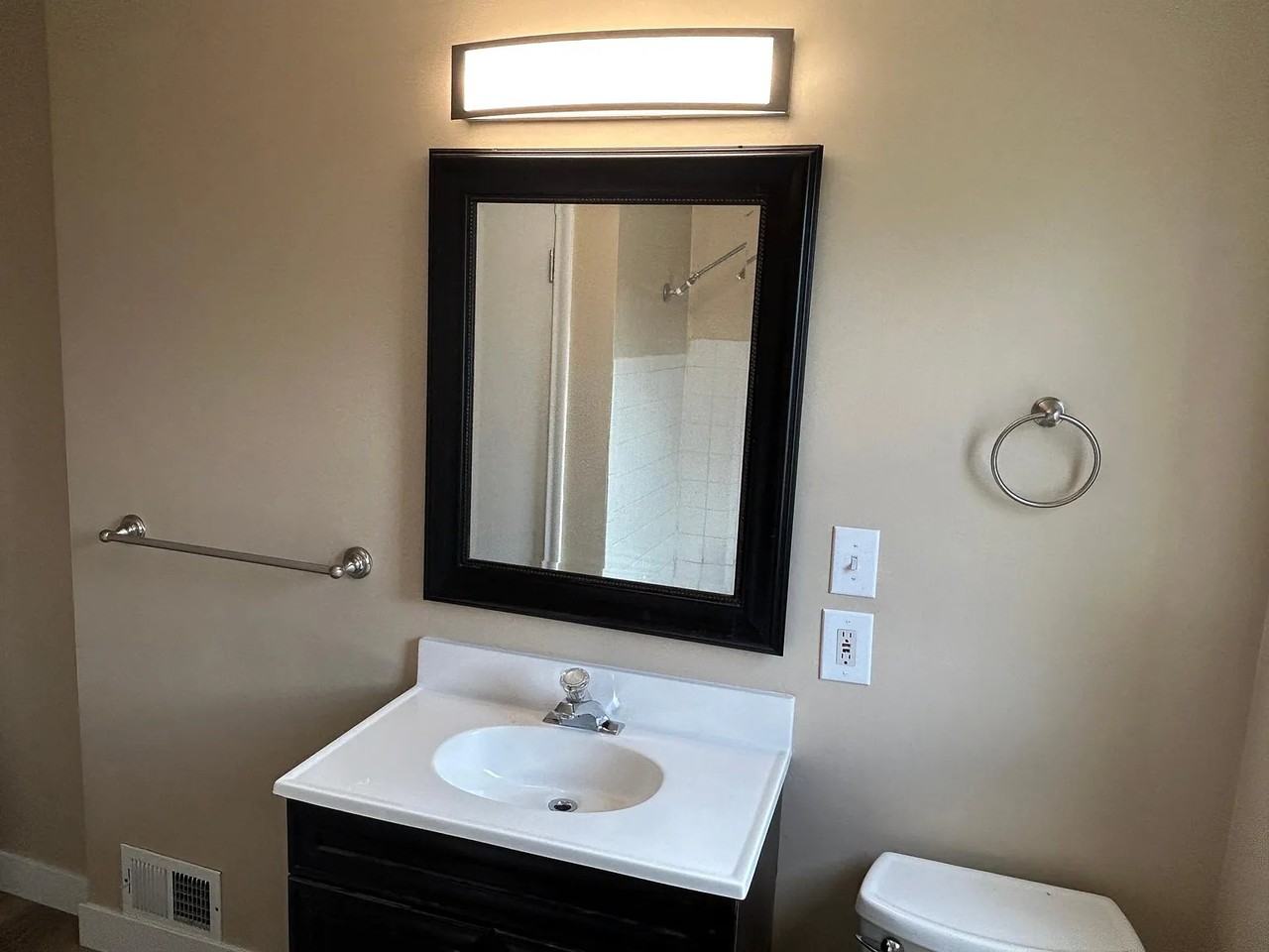 2246 Wellington St #1 - Photo 7 of 16