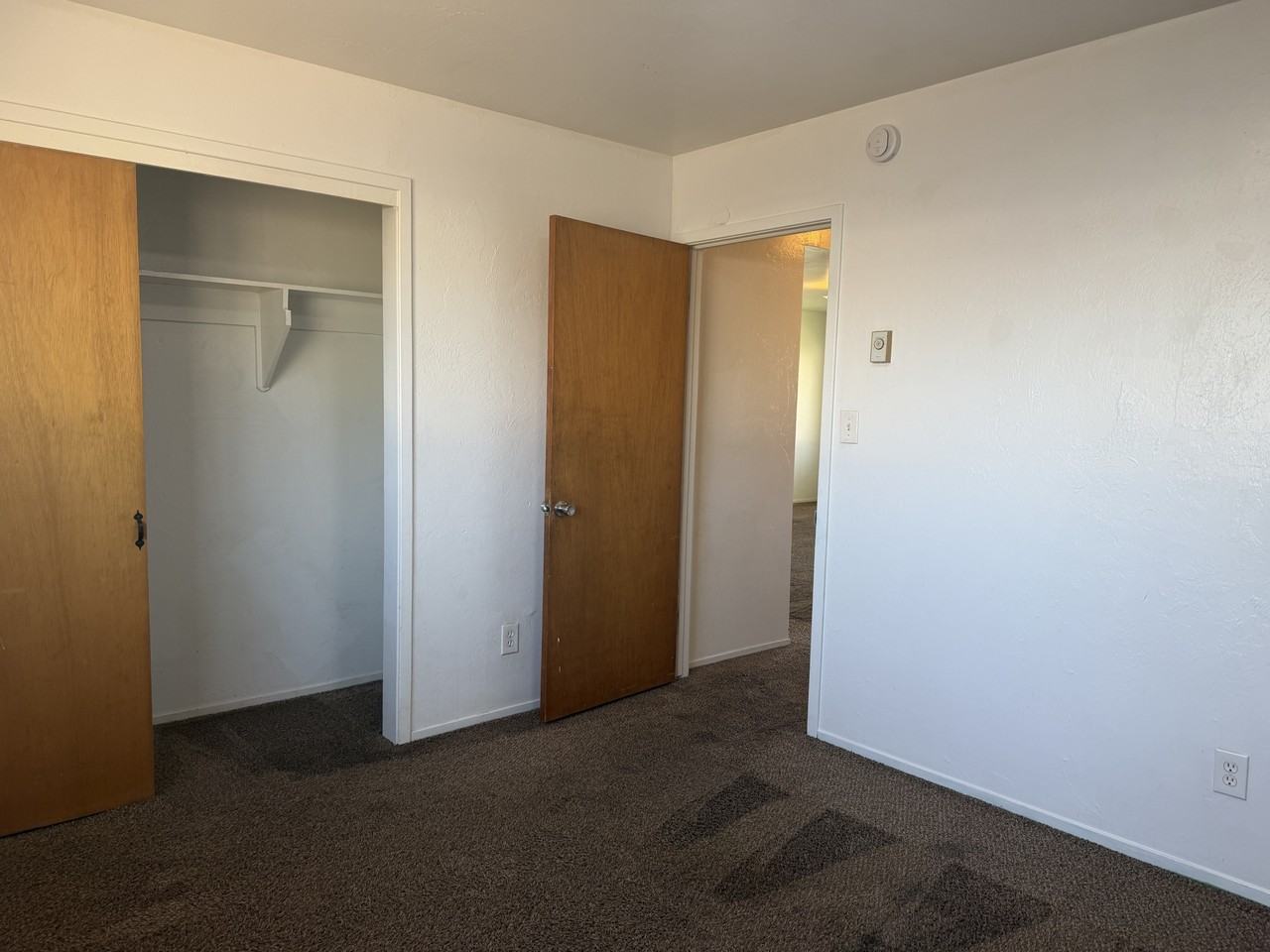 310 Moonlite Drive - Photo 5 of 9