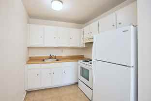 1214 Woodland Avenue Northeast - Photo 1 of 1