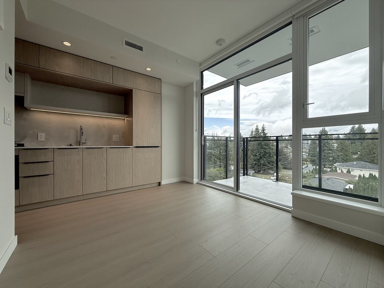 612 Elmwood Street #5XX - Photo 2 of 12
