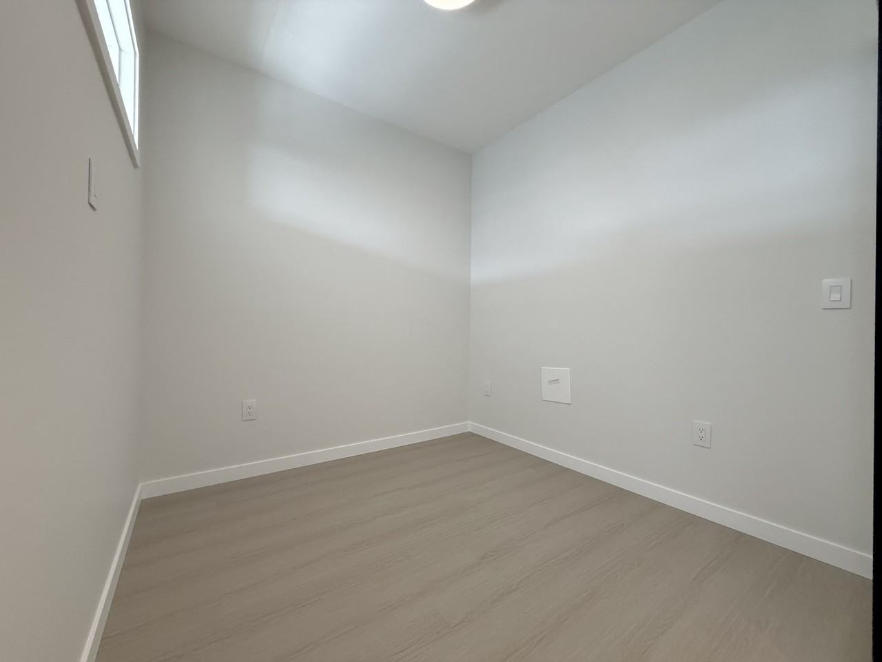612 Elmwood Street #5XX - Photo 6 of 12