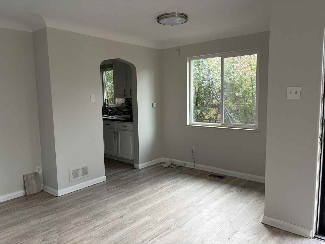 4702 West 36th Avenue - Photo 2 of 9