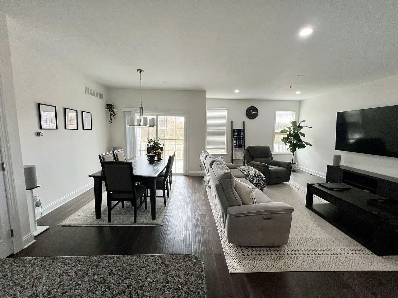 308 Ridgewood Dr, Unit 1 - Photo 5 of 22