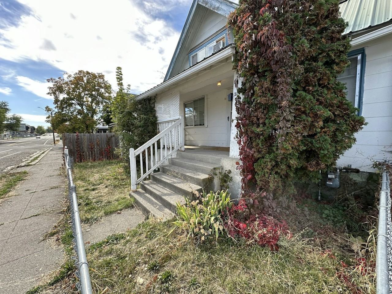 2011 North Howard Street - Photo 2 of 20