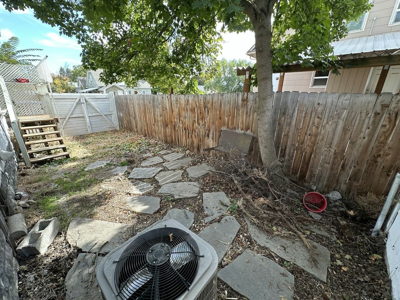 2011 North Howard Street - Photo 4 of 20