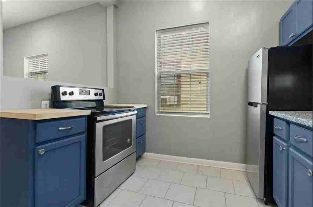 1363 Saint Stephens Road, Unit Back - Photo 7 of 12