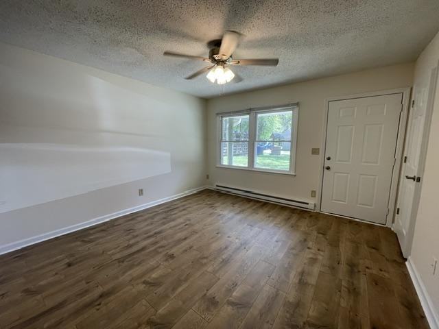 4B Aqua Dr - Photo 3 of 7