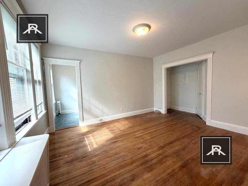 24 Sidlaw Rd - Photo 7 of 10