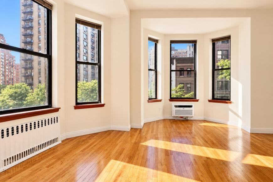 213 W 71st St - Photo 2 of 10