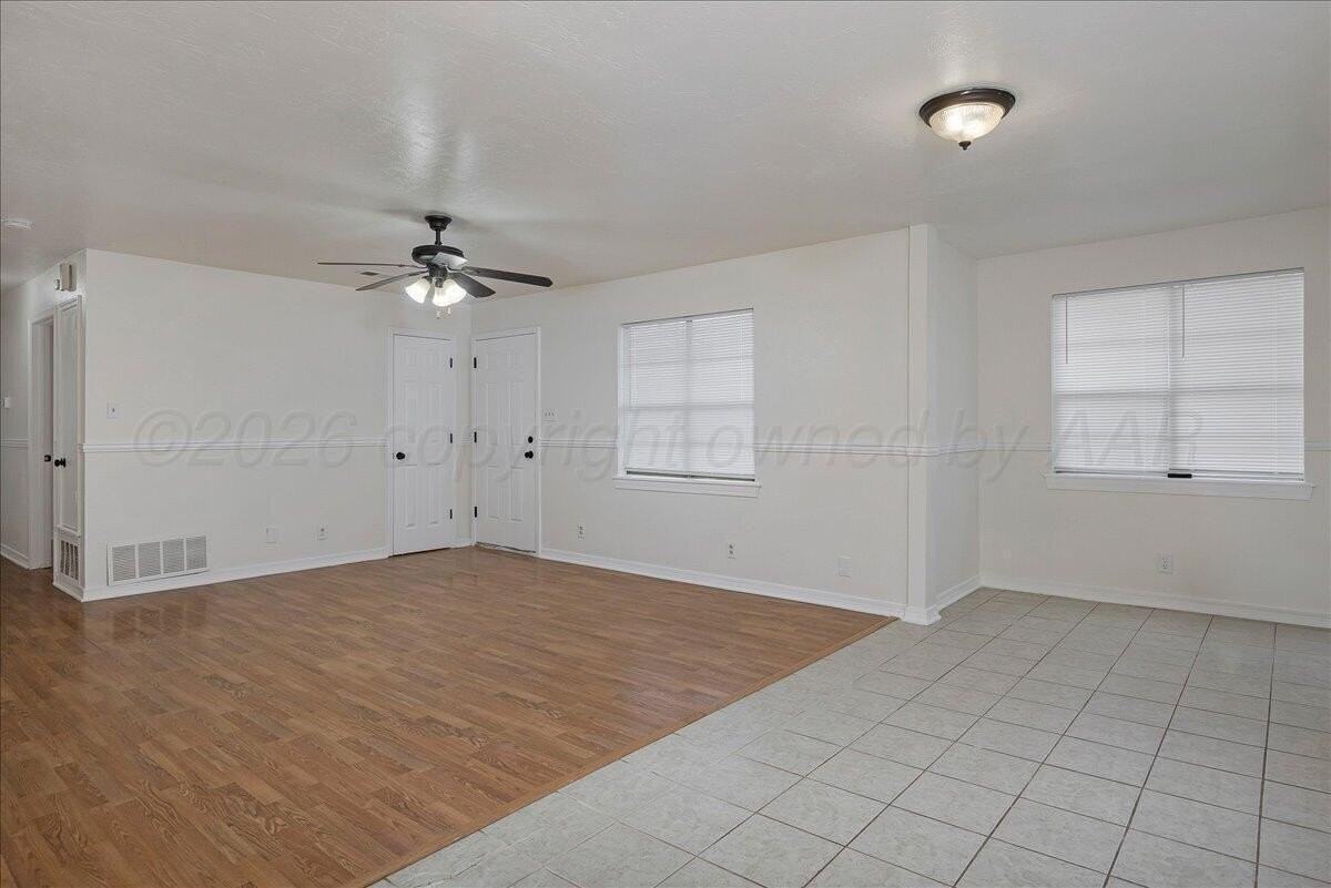4415 S Hayden St - Photo 4 of 21