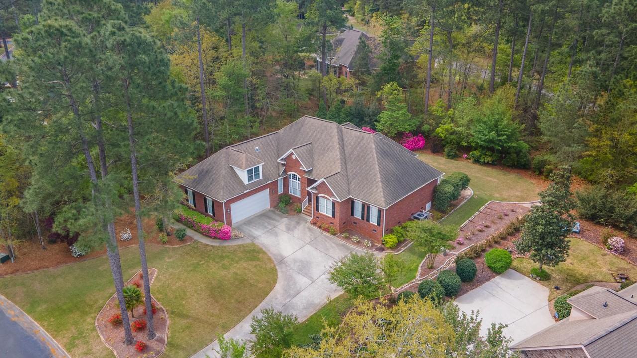 15 Ashbrook Ct - Photo 3 of 47