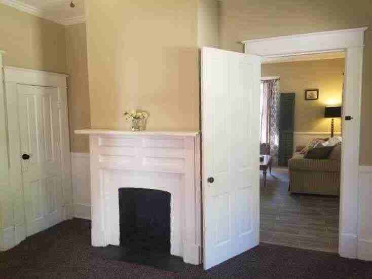 222 Fairfield St Ne - Photo 5 of 22