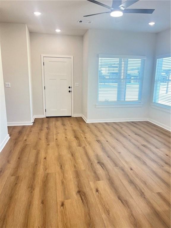 550 Cosmos St - Photo 2 of 16