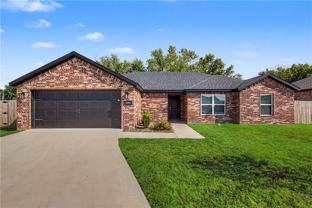 1000 Autumn Royal Ave - Photo 1 of 1