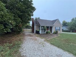 featured image of 821 S 3rd St