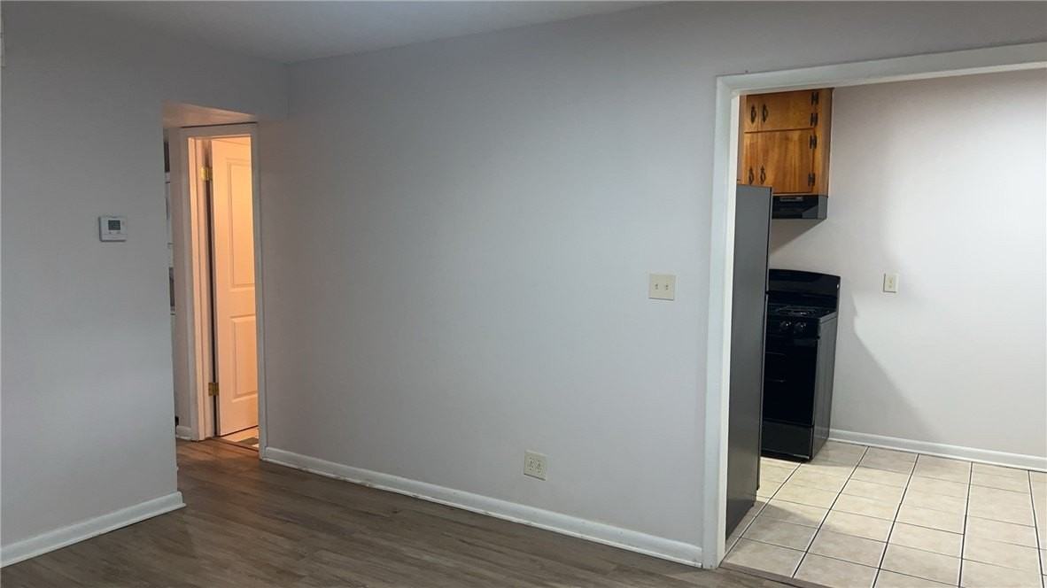 210 S Hill Ave #1 - Photo 4 of 8