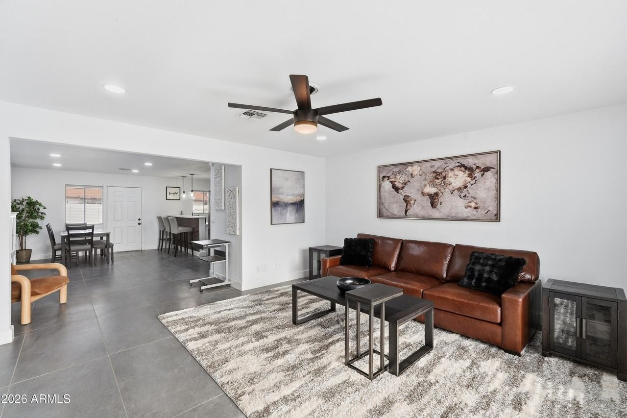 8240 E Monterosa St - Photo 4 of 27