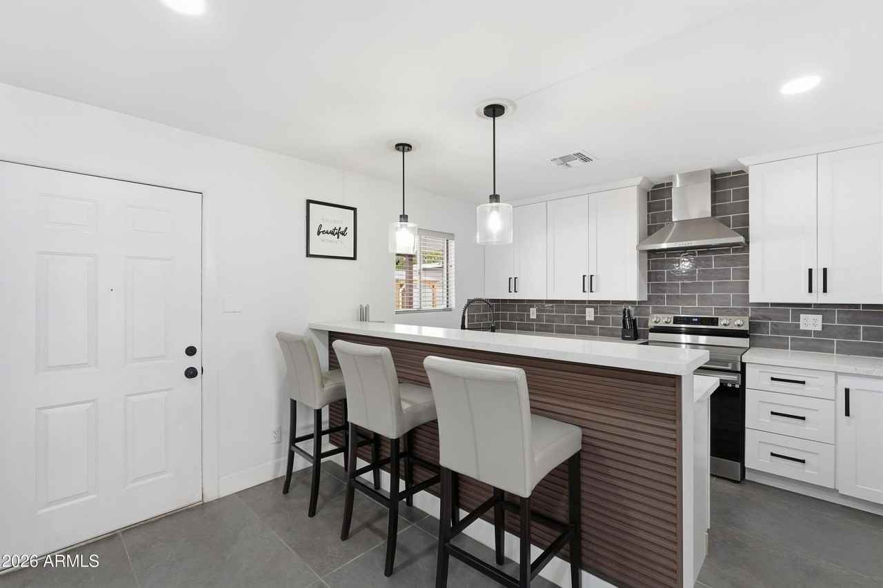 8240 E Monterosa St - Photo 7 of 27