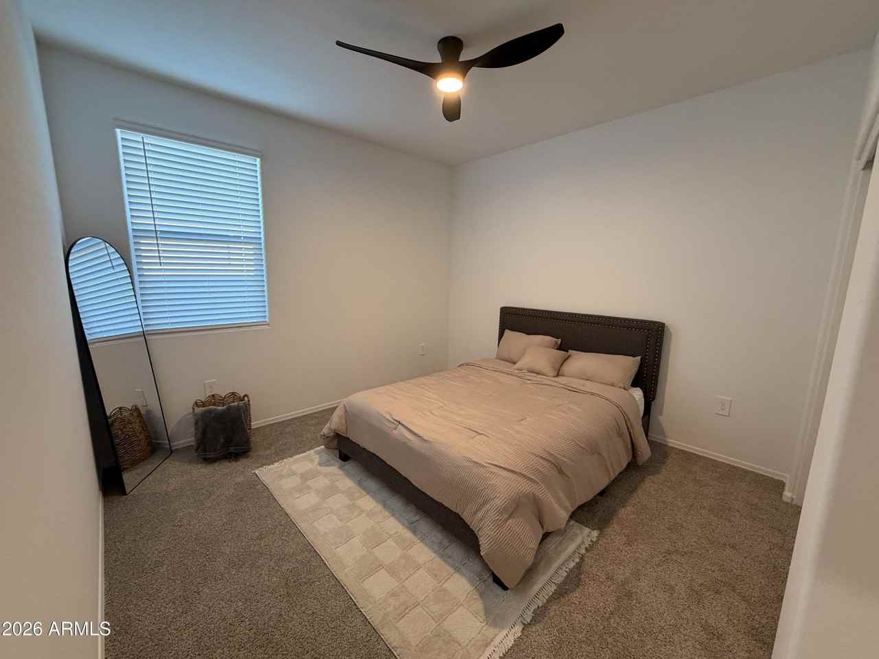 1527 E Glazier Dr - Photo 7 of 41