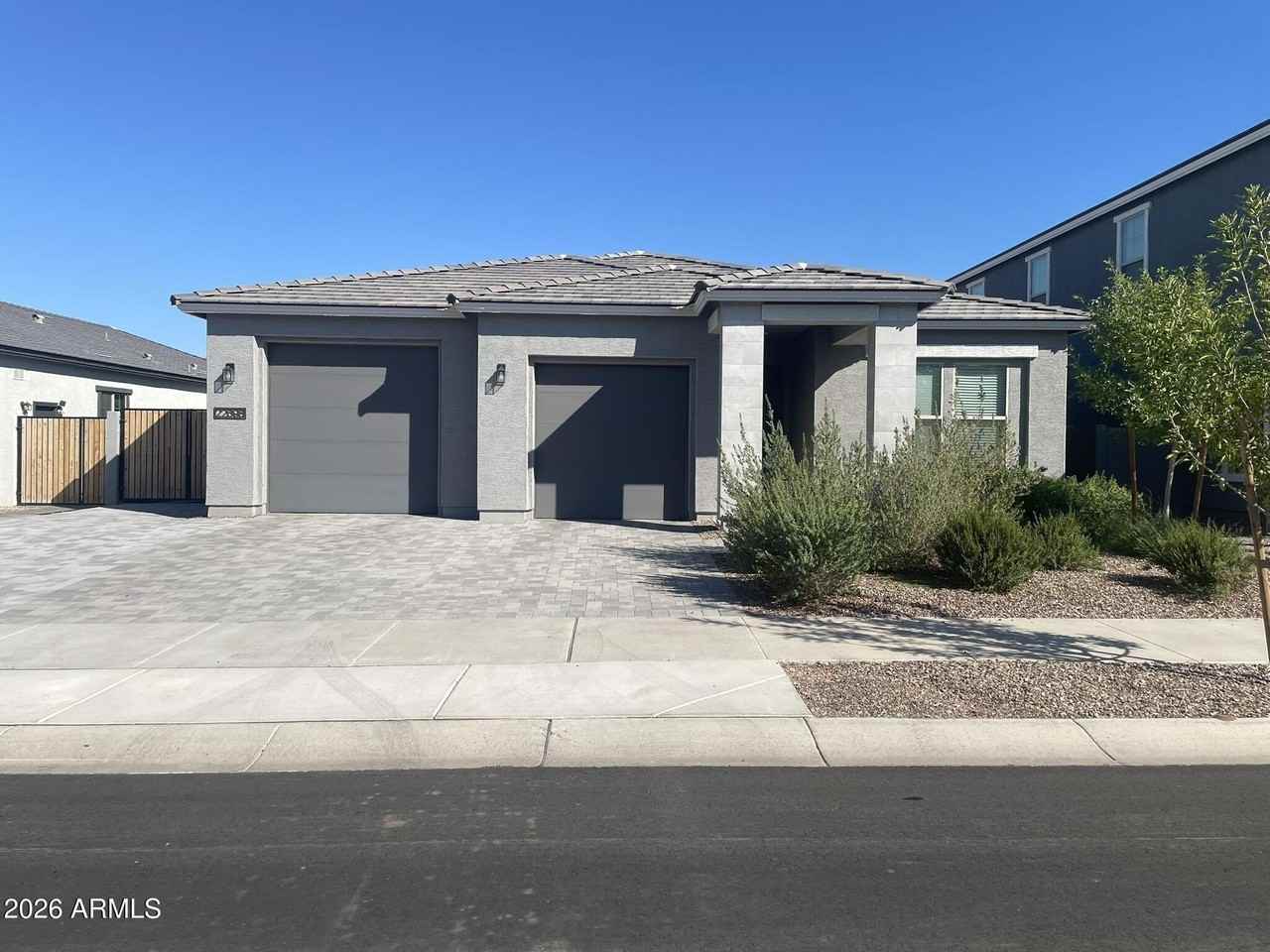 22698 E Roundup Way - Photo 2 of 27